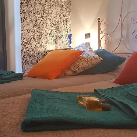 Alojamento de Acomodação e Pequeno-almoço Easy Cosi Affittacamere